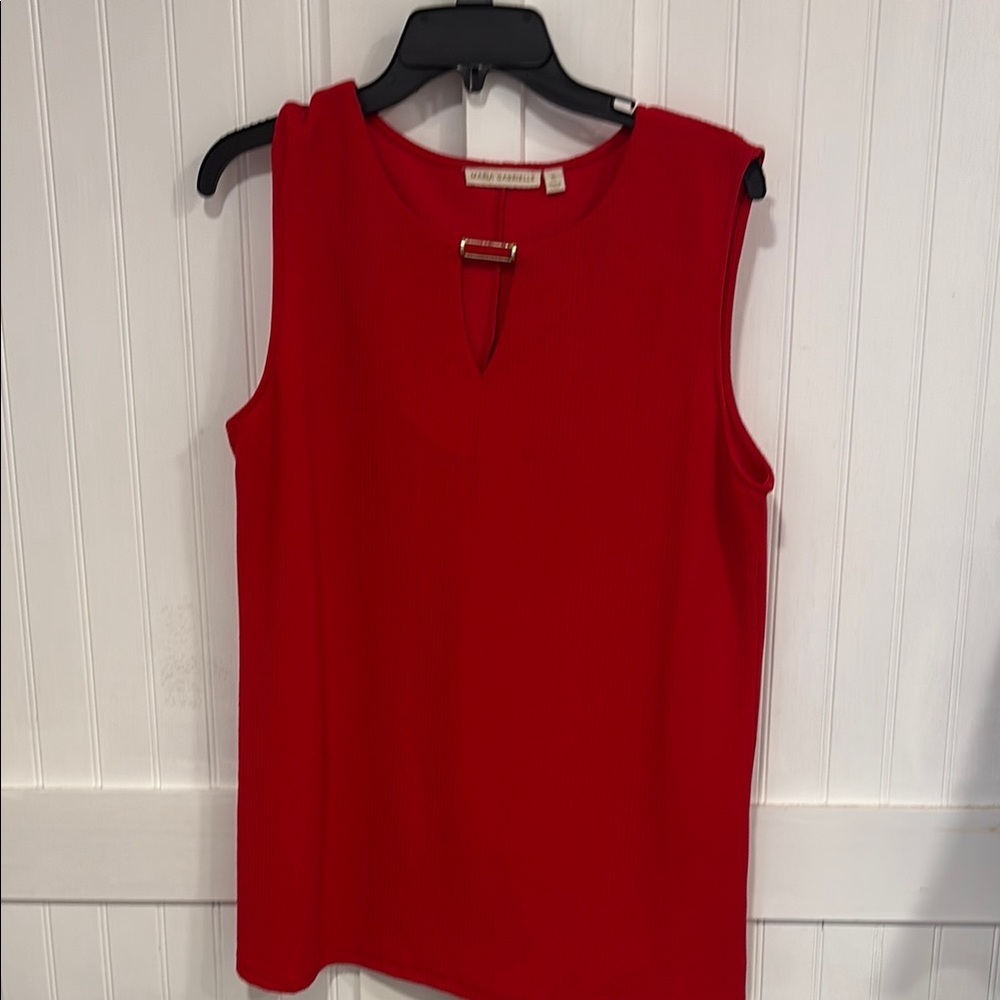Maria Gabrielle Sleeveless, Red Top W/Keyhole Neckline Size Xl (Fits L)